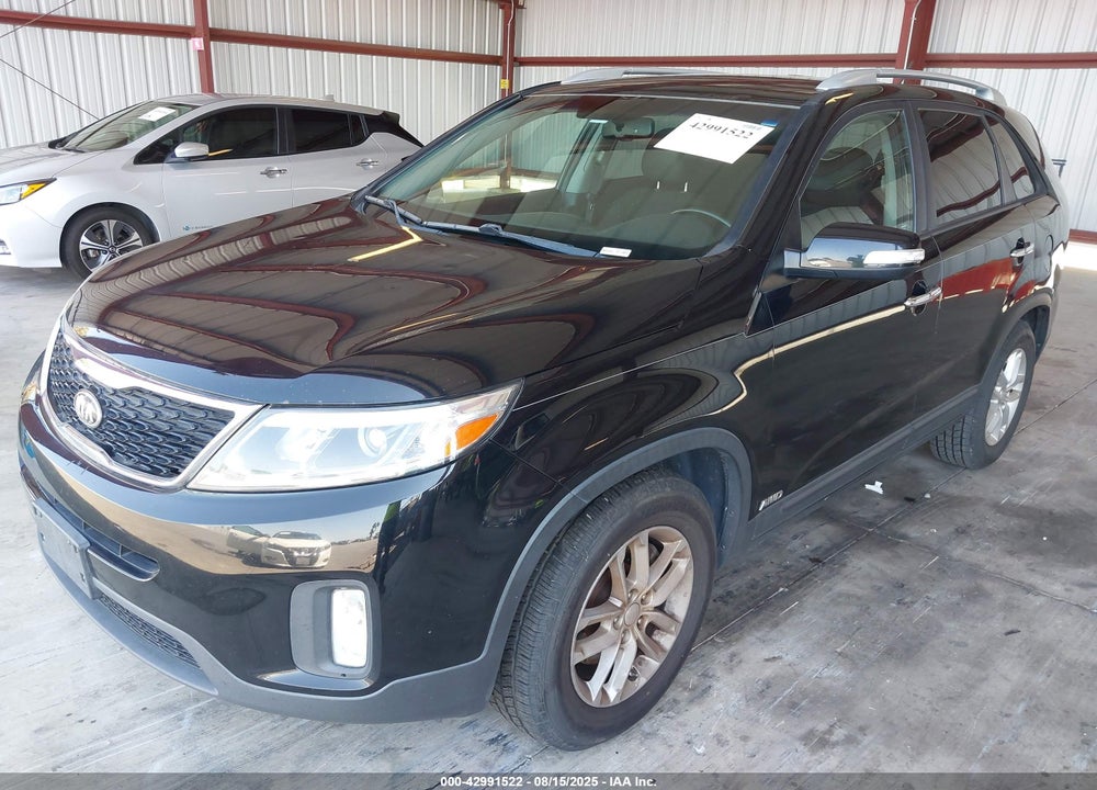 2014 KIA SORENTO LX VIN: 5XYKTCA65EG523374