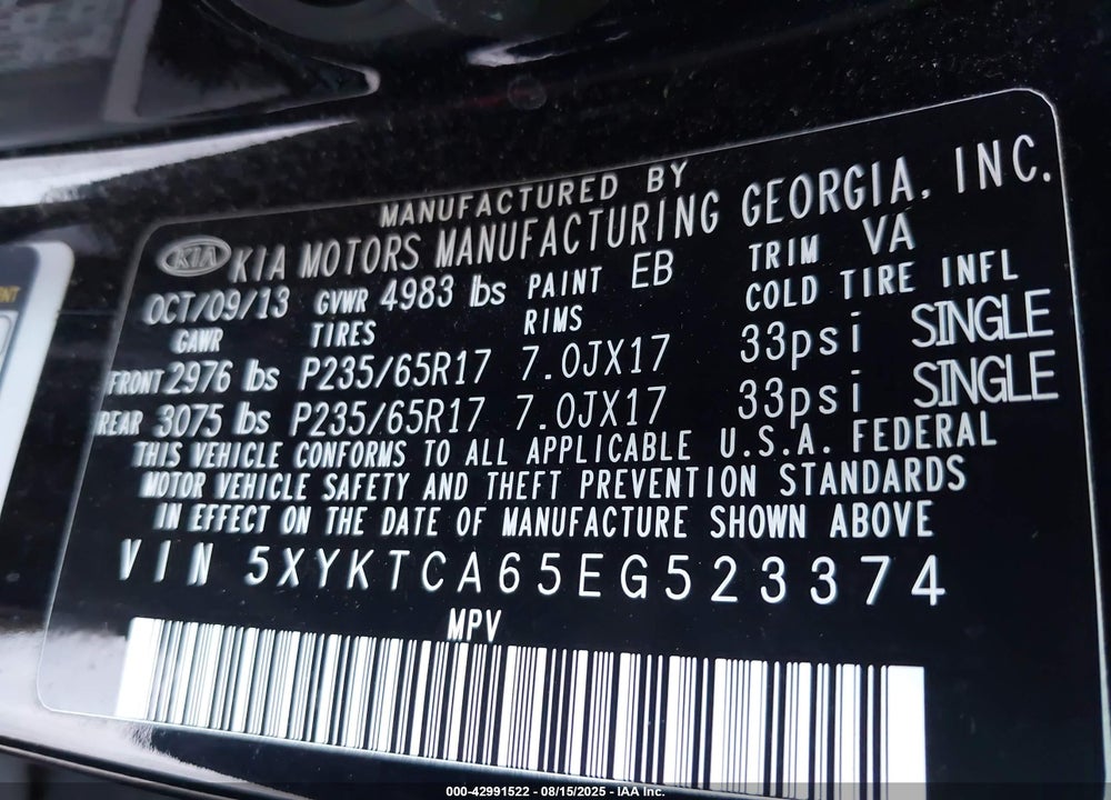 2014 KIA SORENTO LX VIN: 5XYKTCA65EG523374