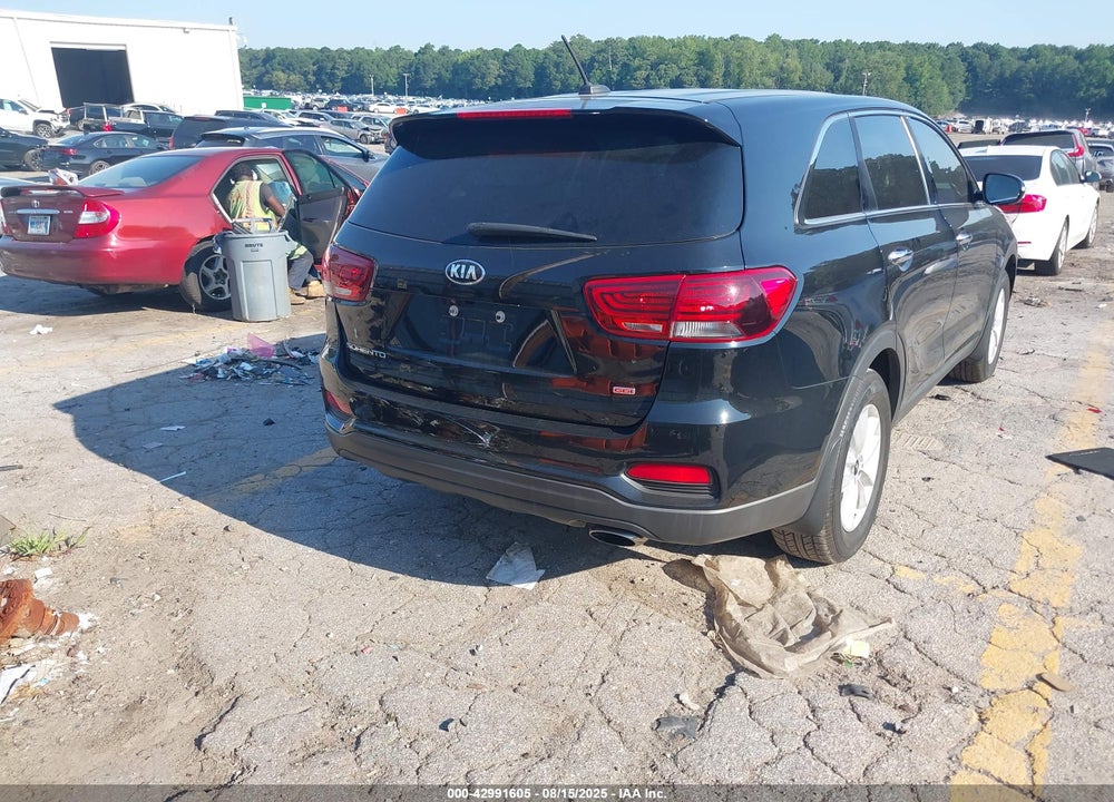 2019 KIA SORENTO VIN: 5XYPG4A3XKG595530