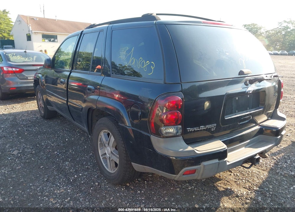 2005 CHEVROLET TRAILBLAZER LT VIN: 1GNDT13S152306087