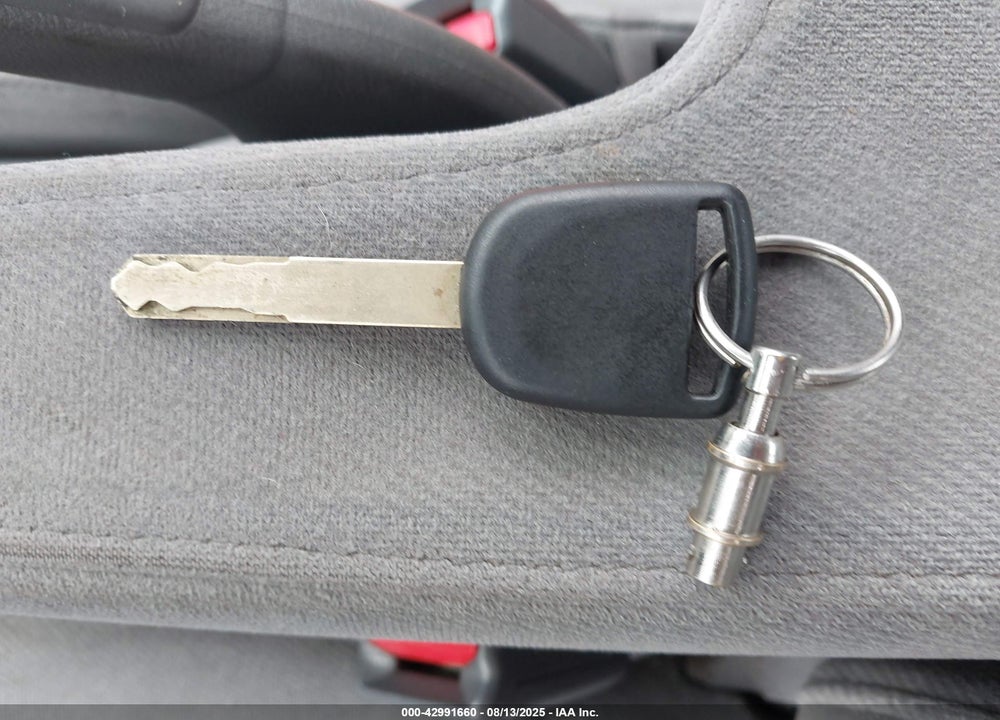 2005 HONDA CIVIC LX VIN: 2HGES15515H526815