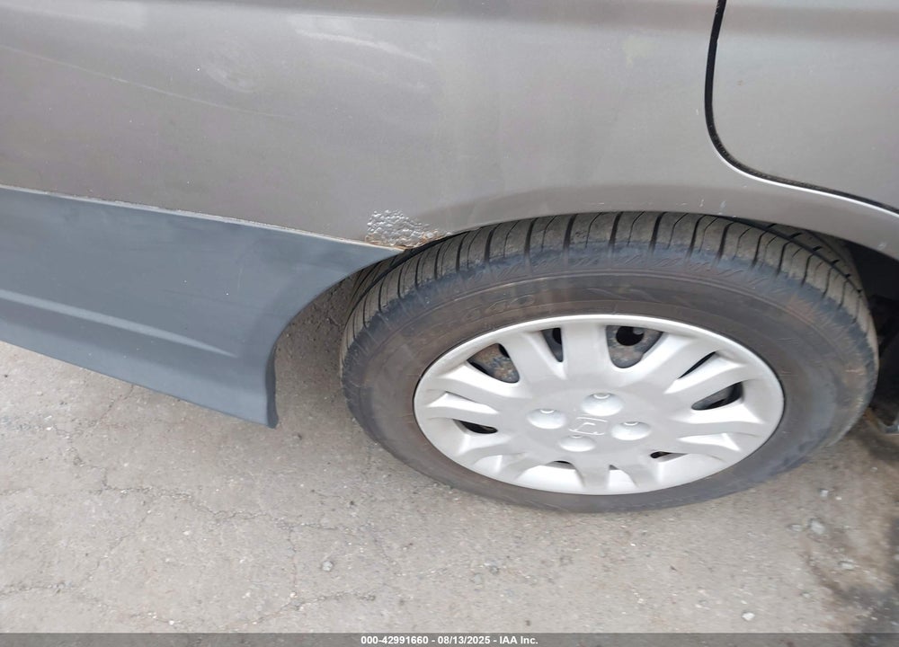 2005 HONDA CIVIC LX VIN: 2HGES15515H526815