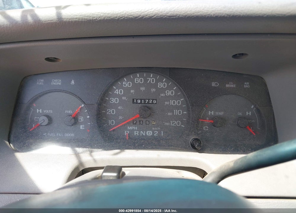 2000 MERCURY GRAND MARQUIS LS VIN: 2MEFM75W1YX716616