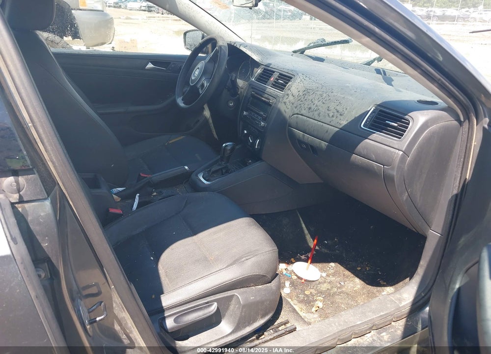 2012 VOLKSWAGEN JETTA 2.5L SE VIN: 3VWDP7AJXCM350747
