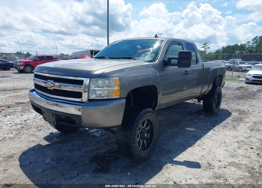 2008 CHEVROLET SILVERADO 1500 LS VIN: 1GCEC19C58Z318090