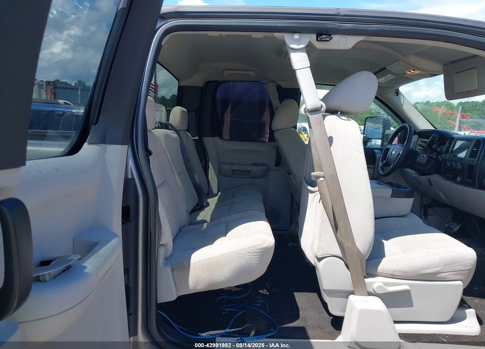 2008 CHEVROLET SILVERADO 1500 LS VIN: 1GCEC19C58Z318090
