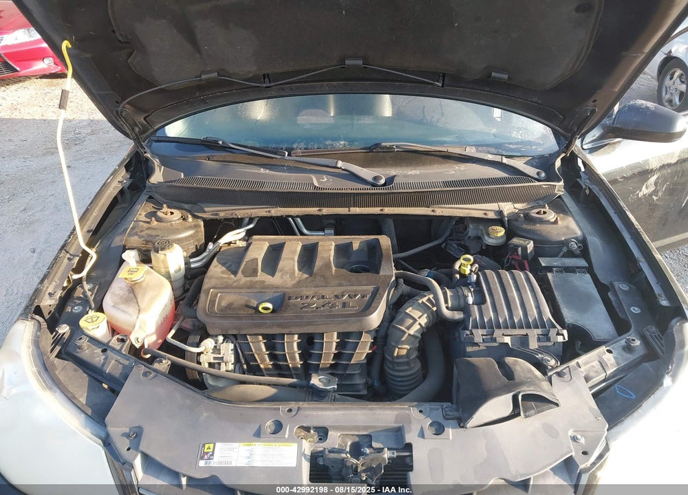 2010 CHRYSLER SEBRING VIN: 1C3CC5FB4AN207557
