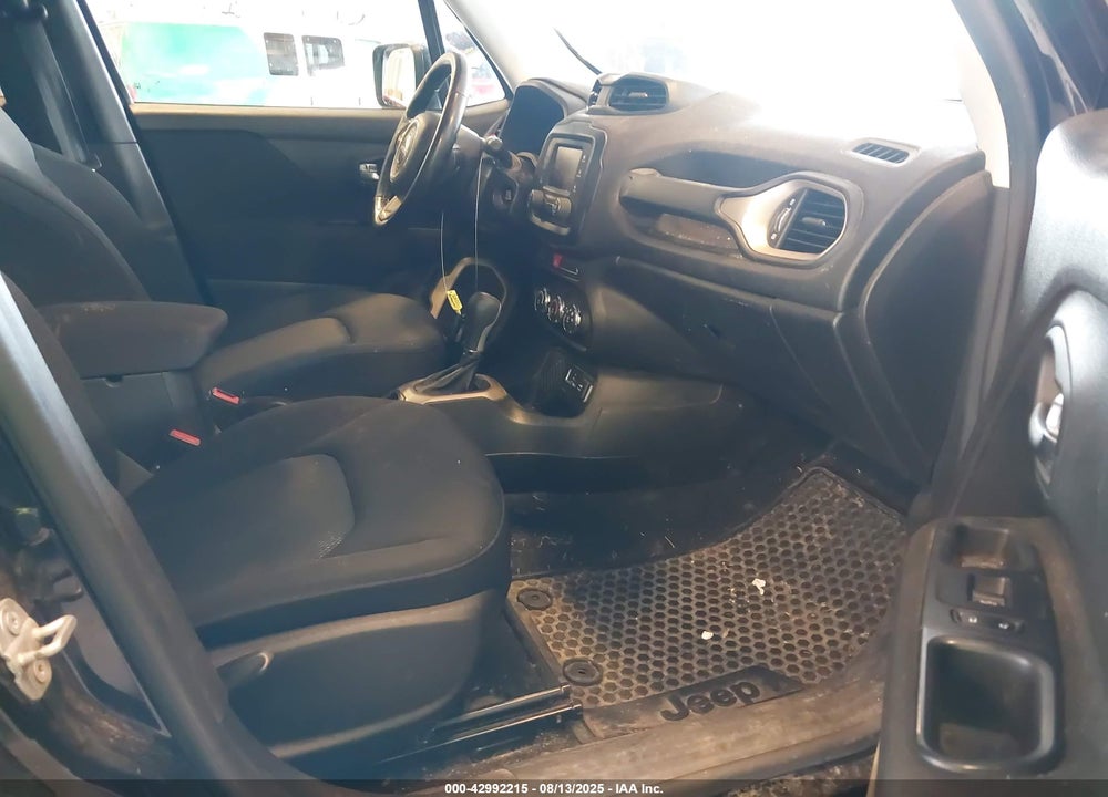 2016 JEEP RENEGADE VIN: ZACCJABT1GPE07918