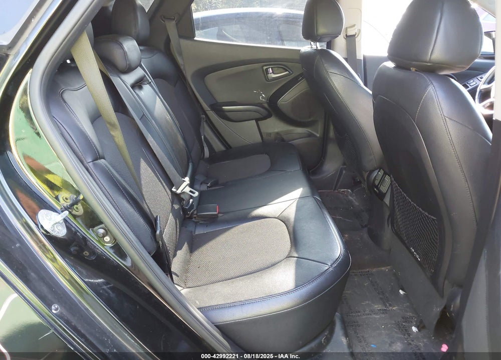 2015 HYUNDAI TUCSON VIN: KM8JUCAG1FU062753