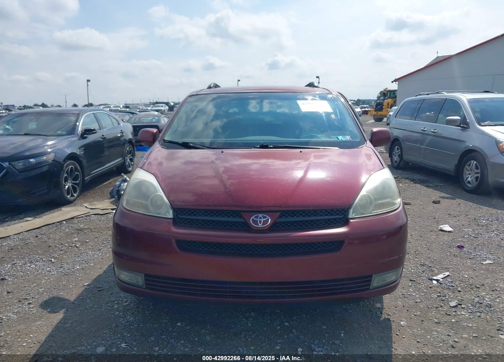 2004 TOYOTA SIENNA XLE VIN: 5TDZA22C44S203726