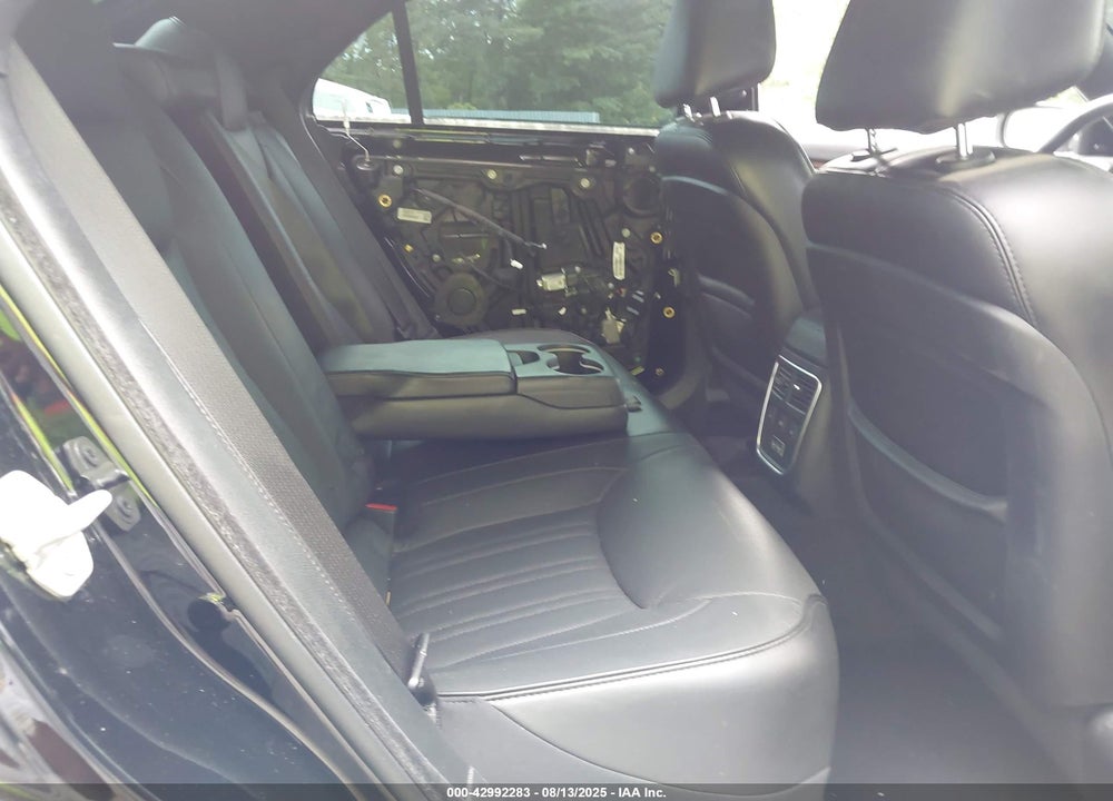 2018 CHRYSLER 300 VIN: 2C3CCAPT3JH201676