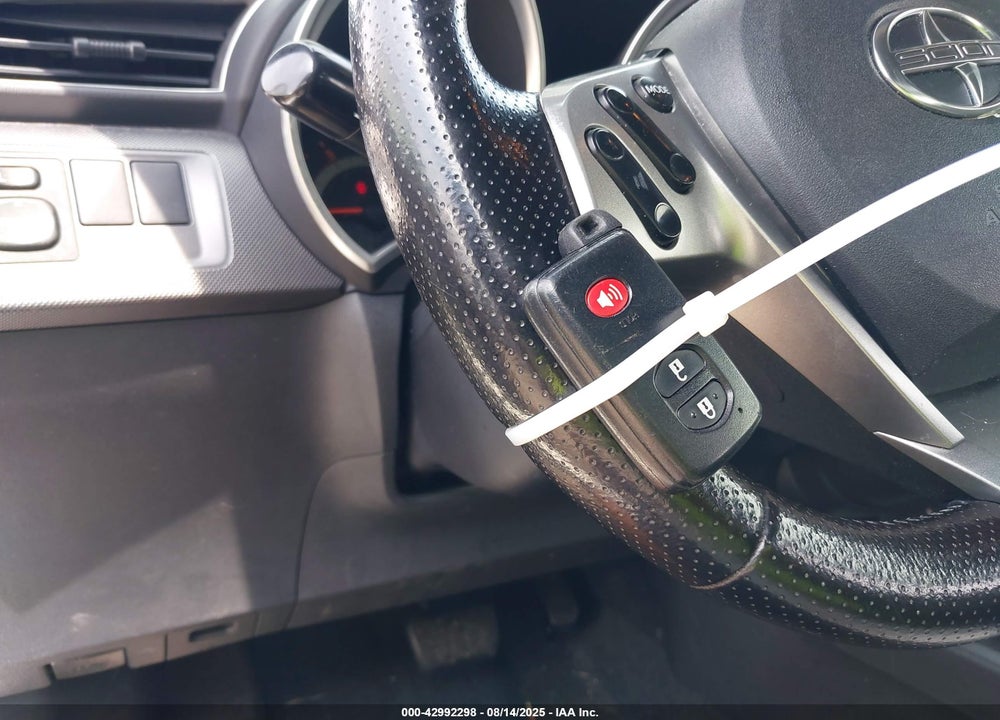 2016 SCION TC VIN: JTKJF5C71GJ022272