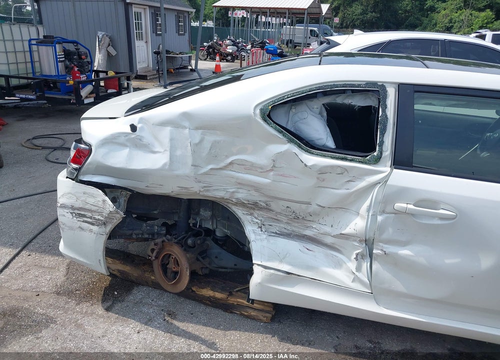 2016 SCION TC VIN: JTKJF5C71GJ022272