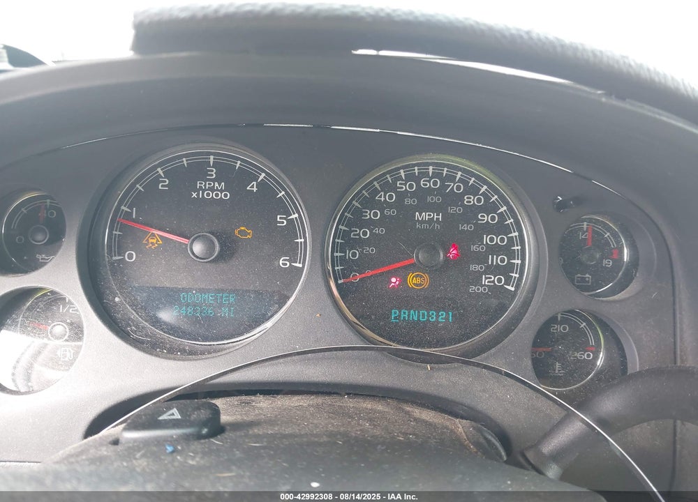 2007 CHEVROLET SUBURBAN 1500 LT VIN: 1GNFC16047R237148
