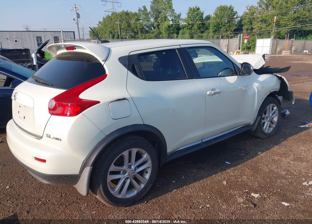 2011 NISSAN JUKE VIN: JN8AF5MV4BT016181