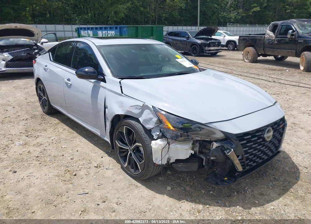 2023 NISSAN ALTIMA SR FWD VIN: 1N4BL4CV9PN402391
