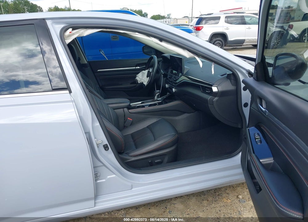 2023 NISSAN ALTIMA SR FWD VIN: 1N4BL4CV9PN402391