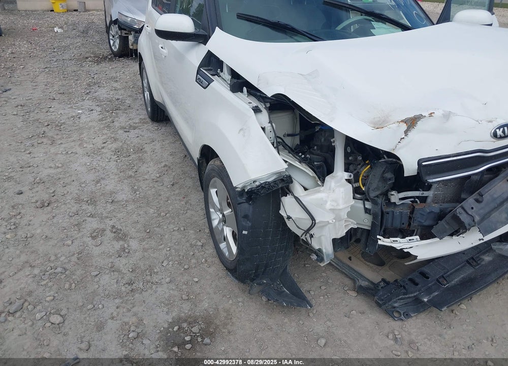 2018 KIA SOUL VIN: KNDJN2A29J7556611