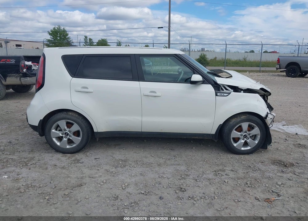 2018 KIA SOUL VIN: KNDJN2A29J7556611