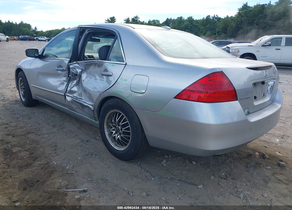 2007 HONDA ACCORD 2.4 EX VIN: 1HGCM56827A124675