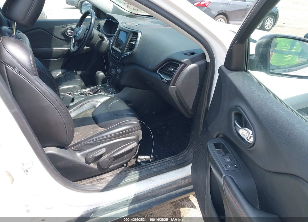 2019 JEEP CHEROKEE TRAILHAWK 4X4 VIN: 1C4PJMBX2KD328562