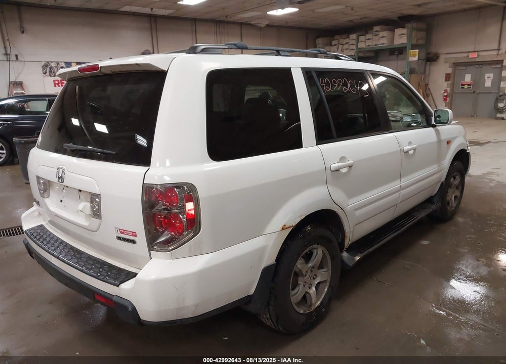 2008 HONDA PILOT EX-L VIN: 5FNYF187X8B007155