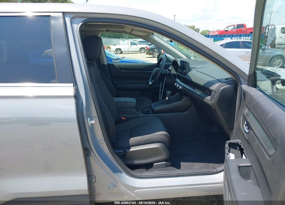 2024 HONDA CR-V VIN: 2HKRS3H45RH323499