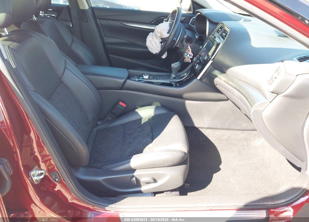 2017 NISSAN MAXIMA VIN: 1N4AA6APXHC433230