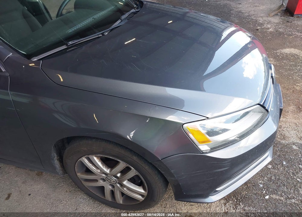 2015 VOLKSWAGEN JETTA VIN: 3VW1K7AJ3FM228818