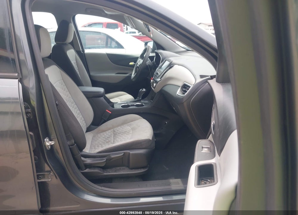 2018 CHEVROLET EQUINOX VIN: 3GNAXHEV1JS580069