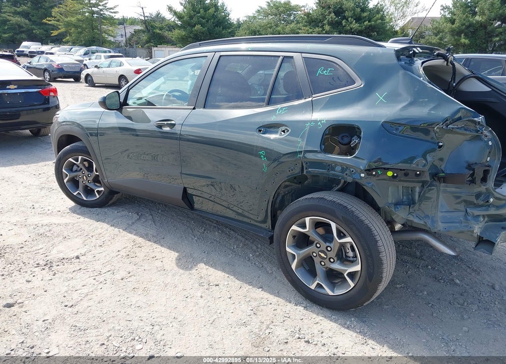 2025 CHEVROLET TRAX VIN: KL77LHEP1SC213080