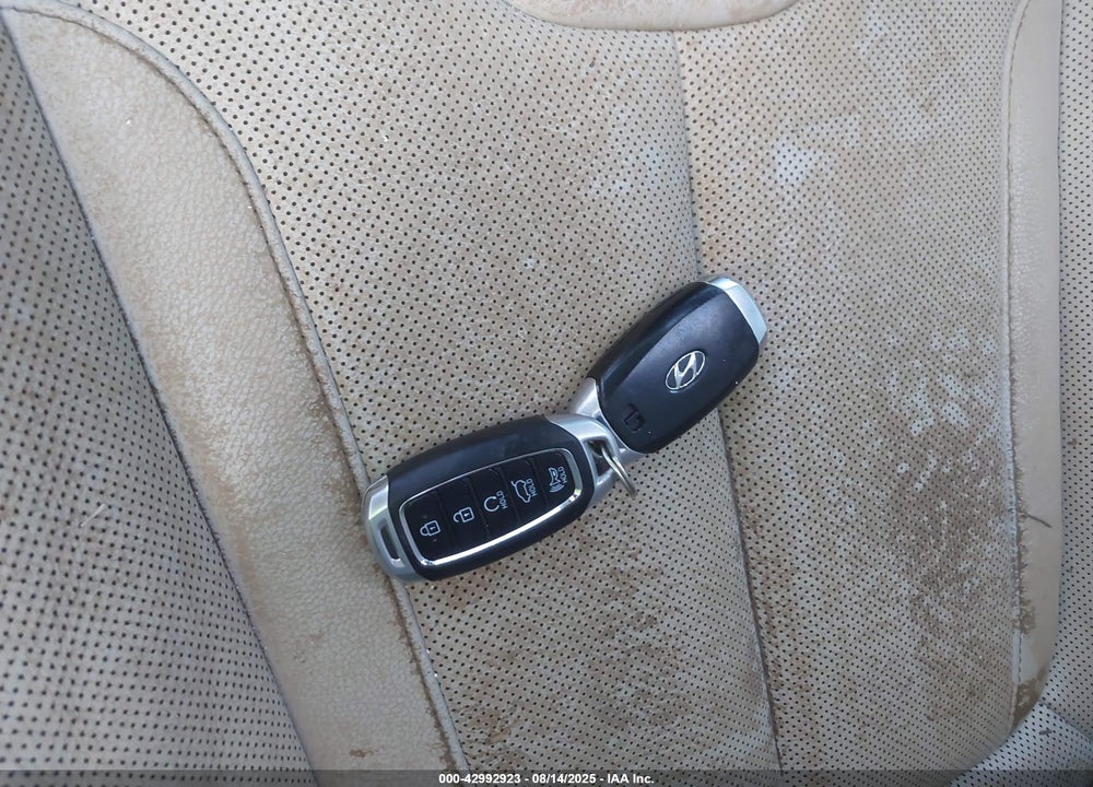 2021 HYUNDAI PALISADE SEL VIN: KM8R44HE2MU185598