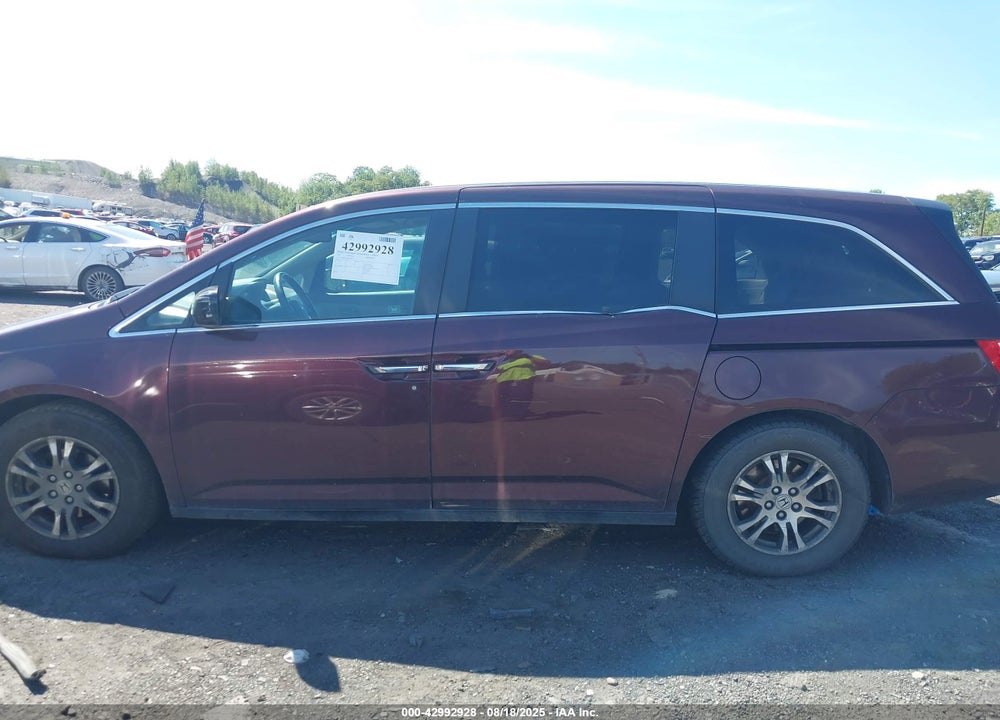 2011 HONDA ODYSSEY EX-L VIN: 5FNRL5H65BB058257