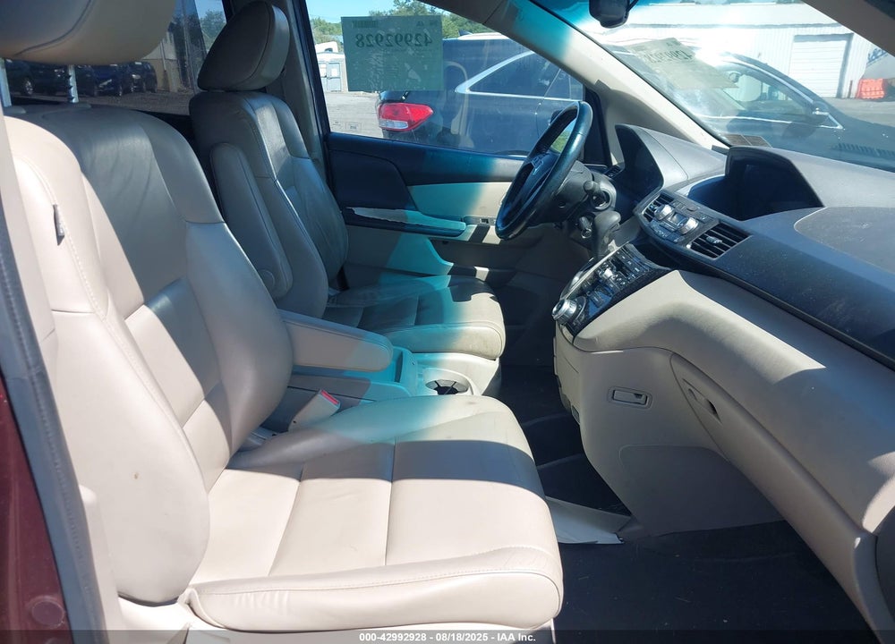 2011 HONDA ODYSSEY EX-L VIN: 5FNRL5H65BB058257