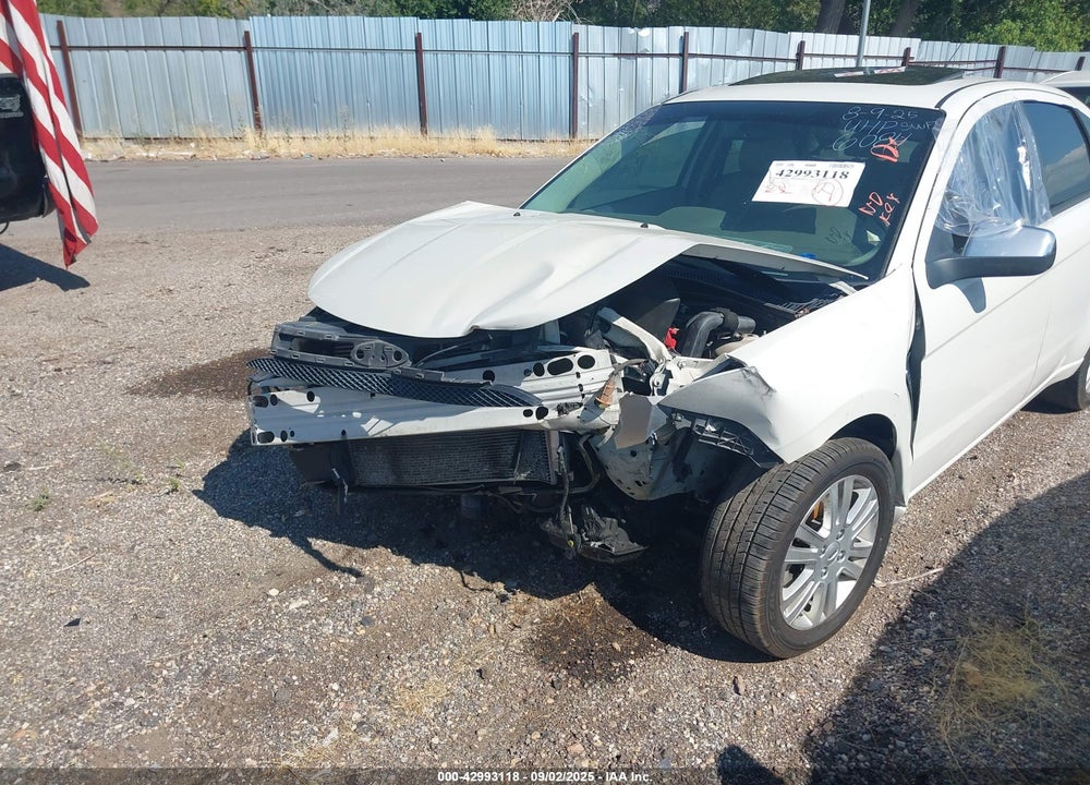 2009 FORD FOCUS VIN: 1FAHP37N99W266084