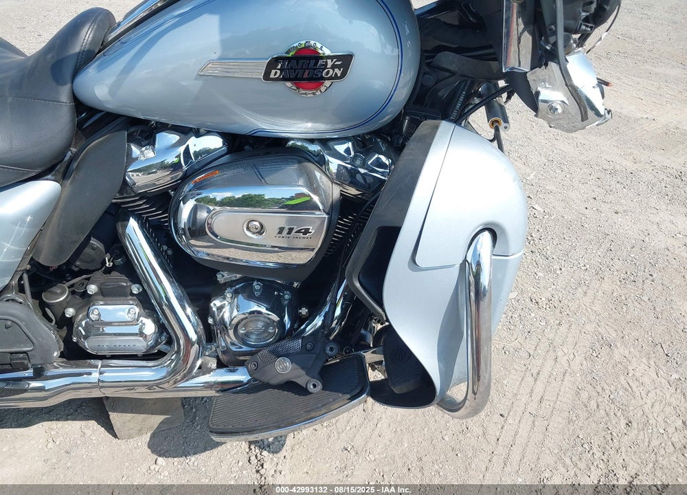 2023 HARLEY-DAVIDSON FLHTCUTG VIN: 1HD1MAF19PB852276