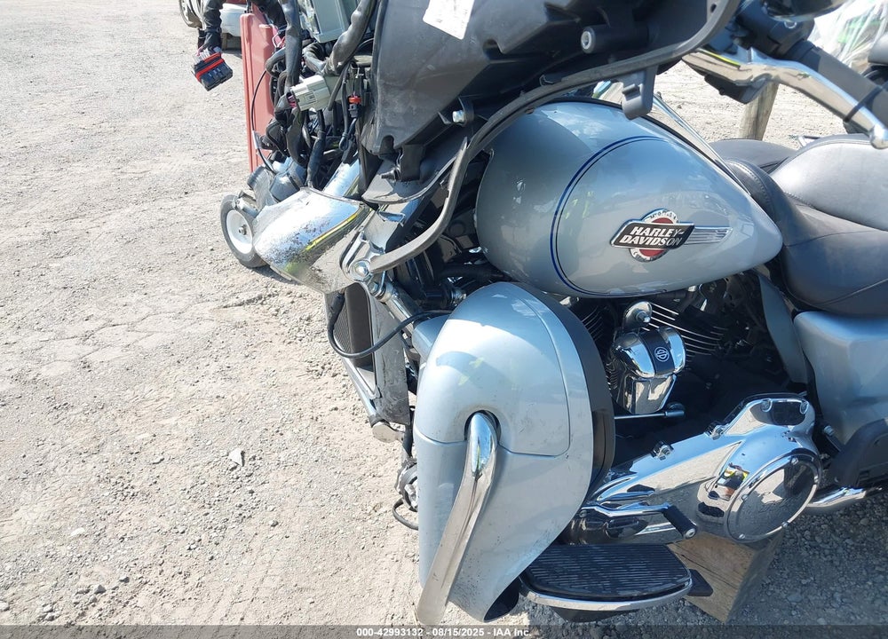 2023 HARLEY-DAVIDSON FLHTCUTG VIN: 1HD1MAF19PB852276
