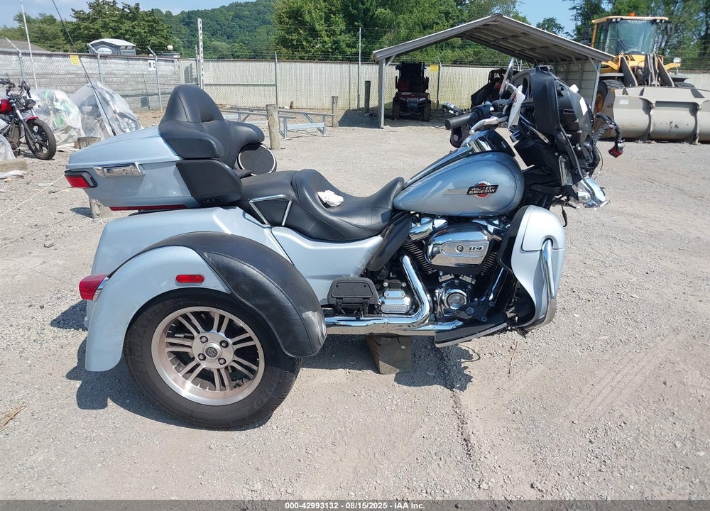 2023 HARLEY-DAVIDSON FLHTCUTG VIN: 1HD1MAF19PB852276