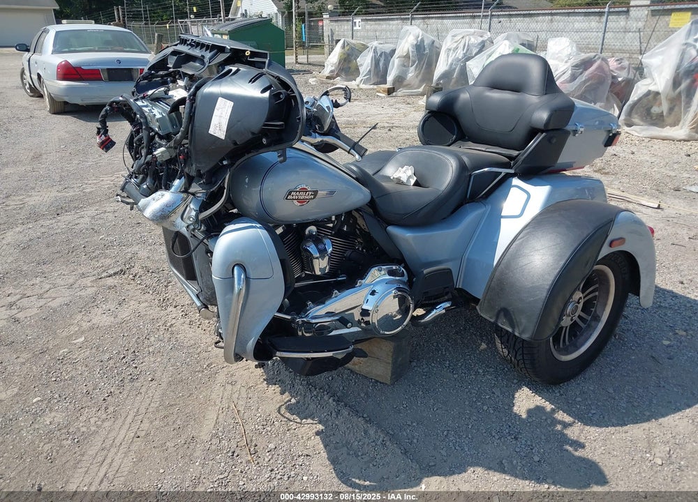 2023 HARLEY-DAVIDSON FLHTCUTG VIN: 1HD1MAF19PB852276
