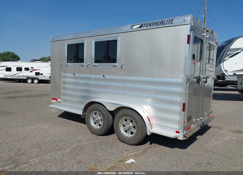 2023 FEATHERLITE --- VIN: 4FGA11422PC162069