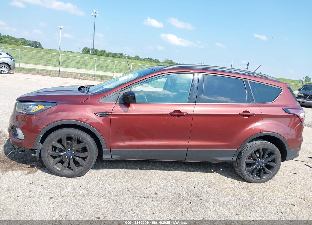 2018 FORD ESCAPE VIN: 1FMCU0GD8JUA56946