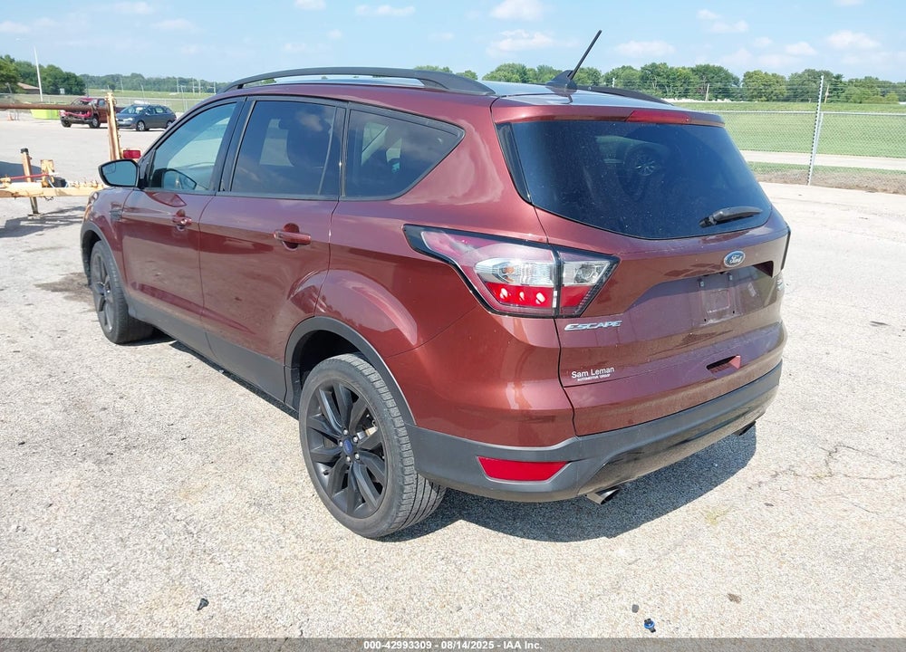 2018 FORD ESCAPE VIN: 1FMCU0GD8JUA56946