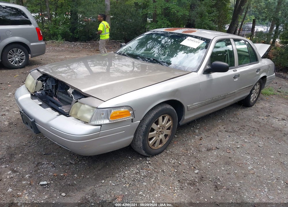 2006 FORD CROWN VICTORIA VIN: 2FAFP74VX6X150606