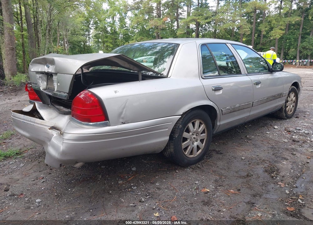 2006 FORD CROWN VICTORIA VIN: 2FAFP74VX6X150606