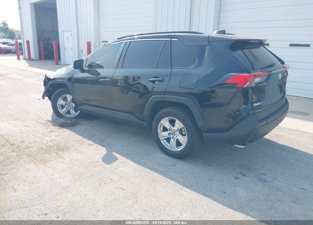 2021 TOYOTA RAV4 VIN: 2T3P1RFVXMC167018