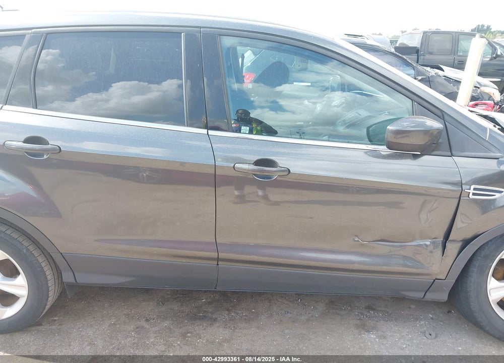 2015 FORD ESCAPE SE VIN: 1FMCU0GX5FUA07592
