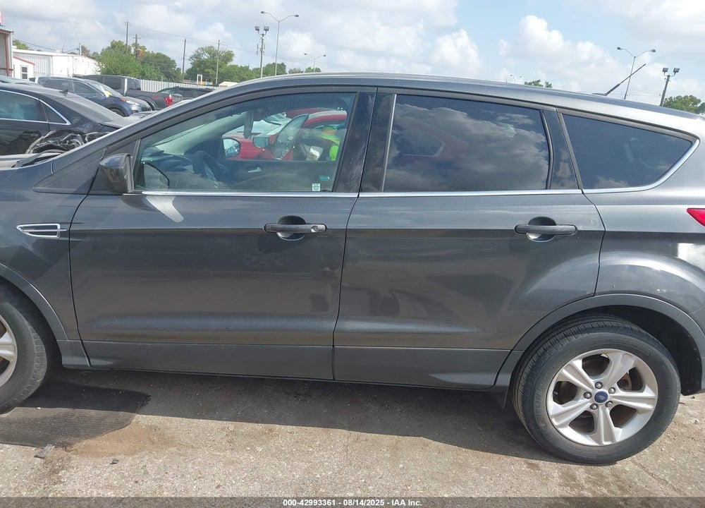 2015 FORD ESCAPE SE VIN: 1FMCU0GX5FUA07592