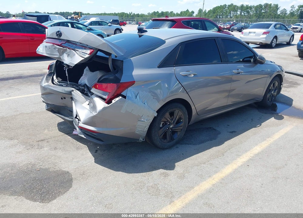 2021 HYUNDAI ELANTRA VIN: KMHLM4AG8MU164272