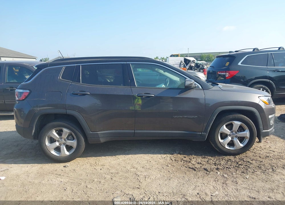 2019 JEEP COMPASS VIN: 3C4NJCBB4KT613540