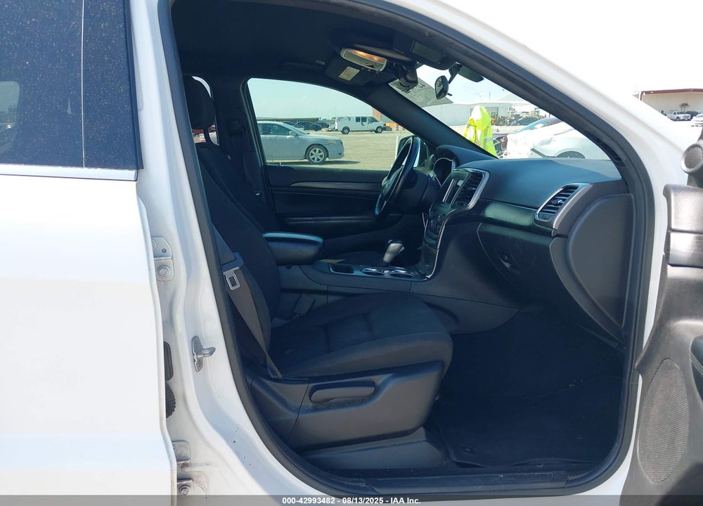2021 JEEP GRAND CHEROKEE VIN: 1C4RJEAG1MC831072